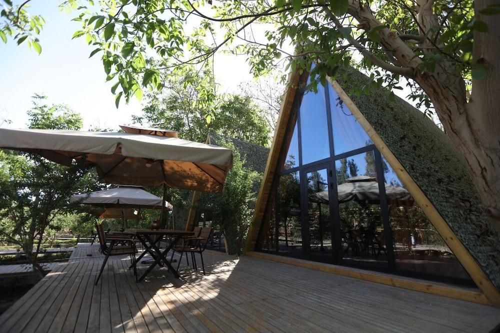 Family Chalet, Patio, Courtyard View