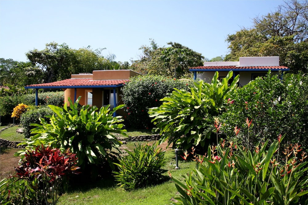 House, Multiple Beds