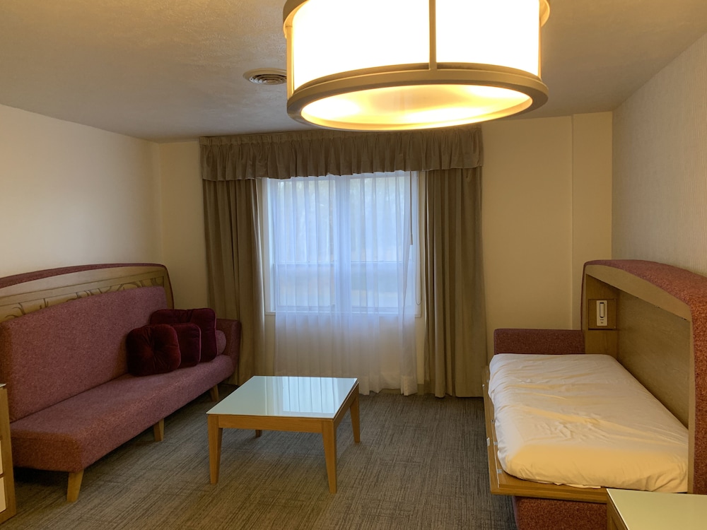 Town Center One Bedroom - Photo 7