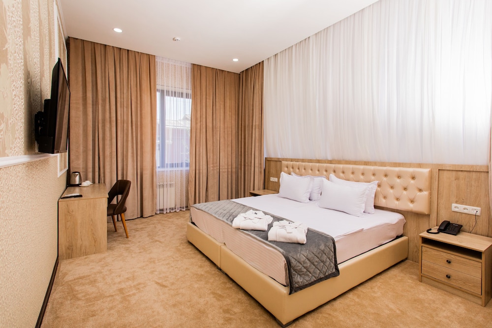 Standard Room - Photo 1