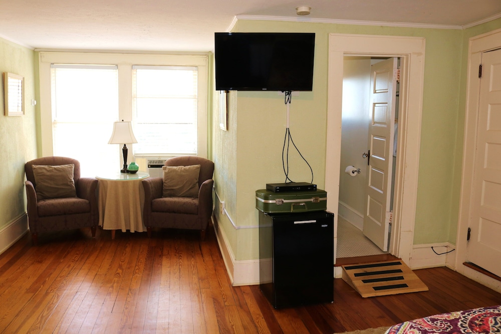 Sage Room photo 2