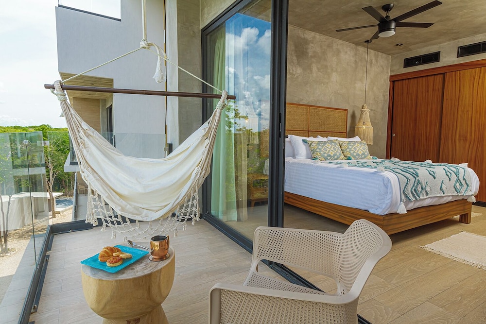 Panoramic Penthouse