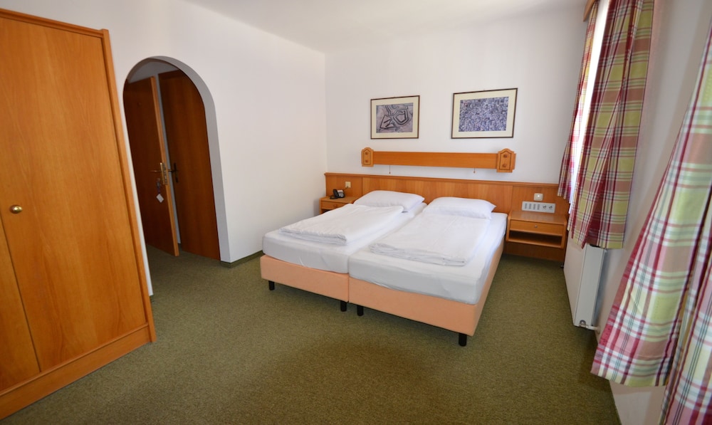 Double Room, Mountain View (Arnika)