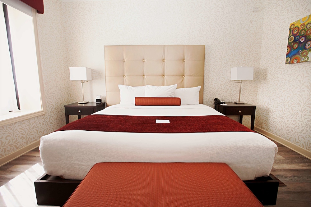 Business Room, 1 King Bed, Non Smoking - Photo 4
