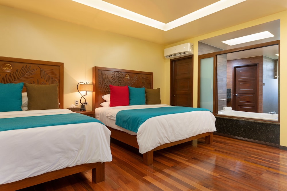 Family Junior Suite - Photo 6