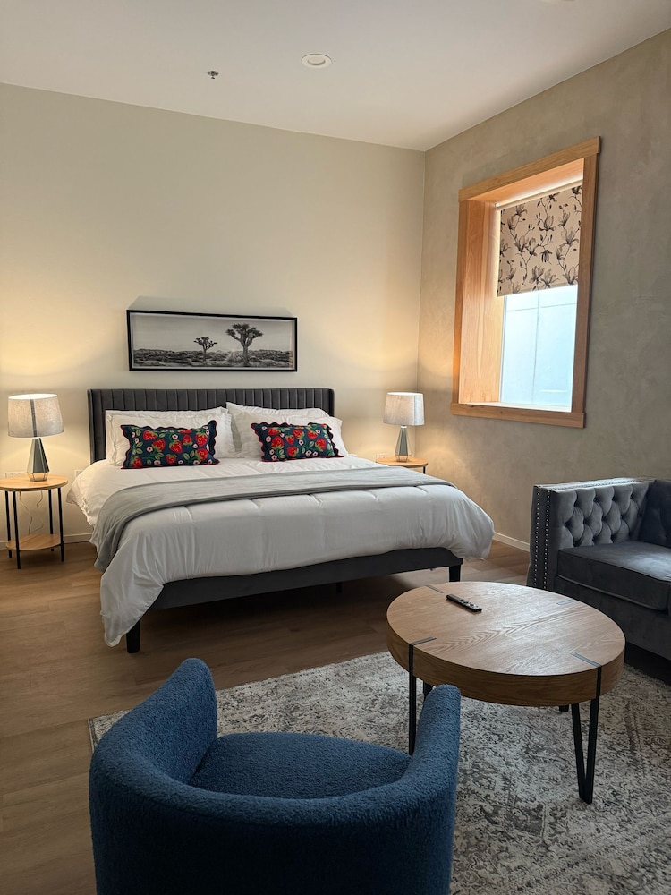 Executive Suite, Non Smoking, Ground Floor