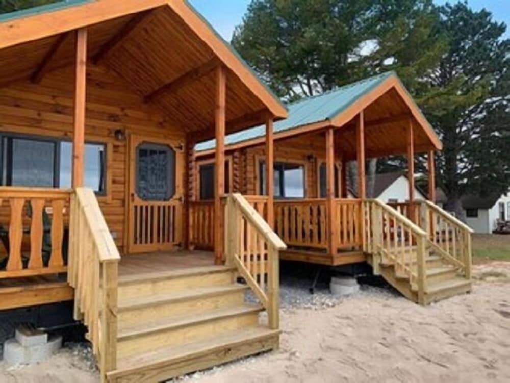 Luxury Cabin photo 2