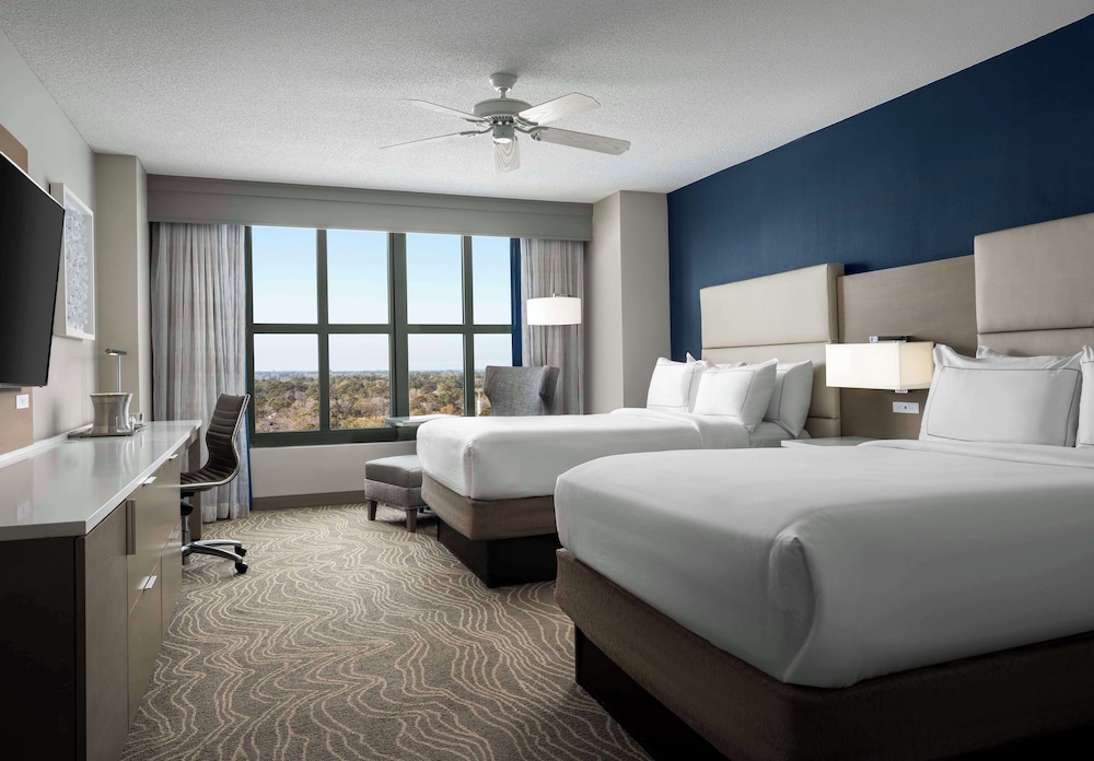 Room, 2 Double Beds, Partial Ocean View (High Floor) - Photo 4