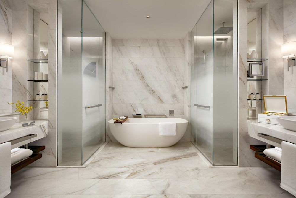 Sky Terrace Family Suite thumbnail 5
