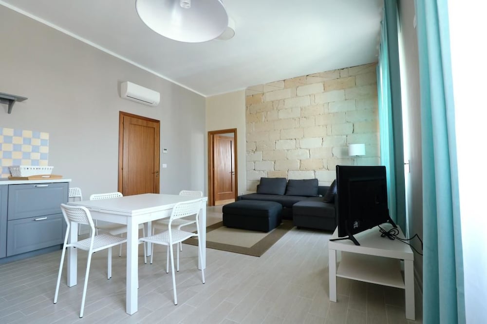 House, 1 Bedroom, Kitchen photo 3
