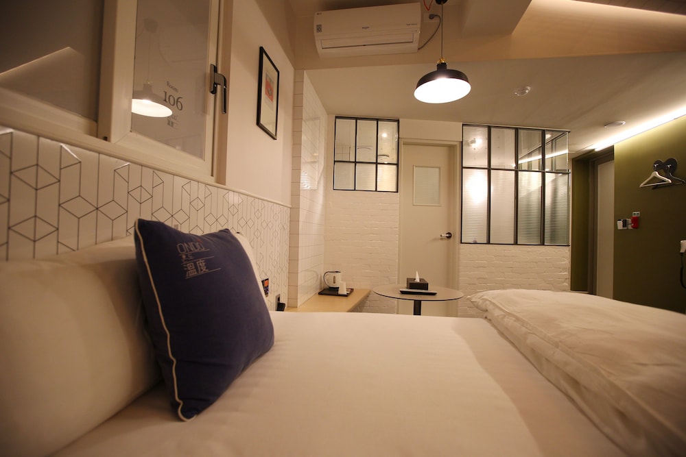 Double Room - Spa Tub photo 2