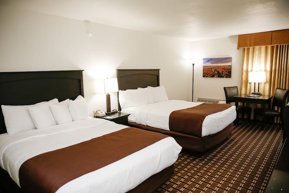 Standard Room, 2 Queen Beds - Photo 1