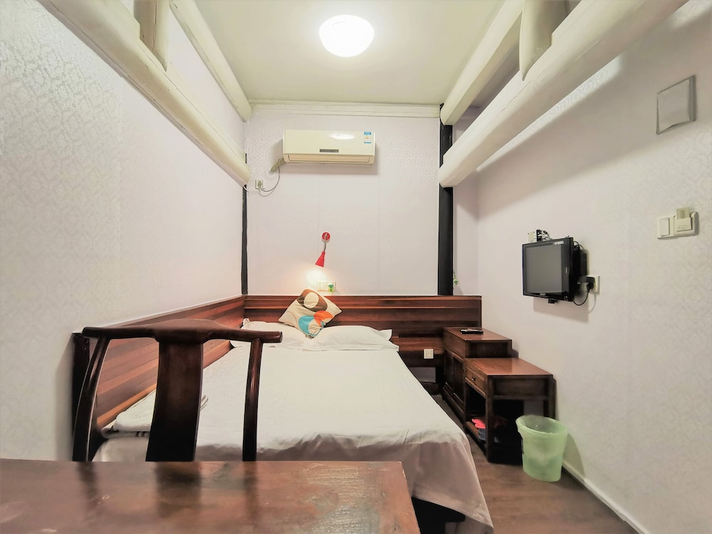 Single Room photo 3