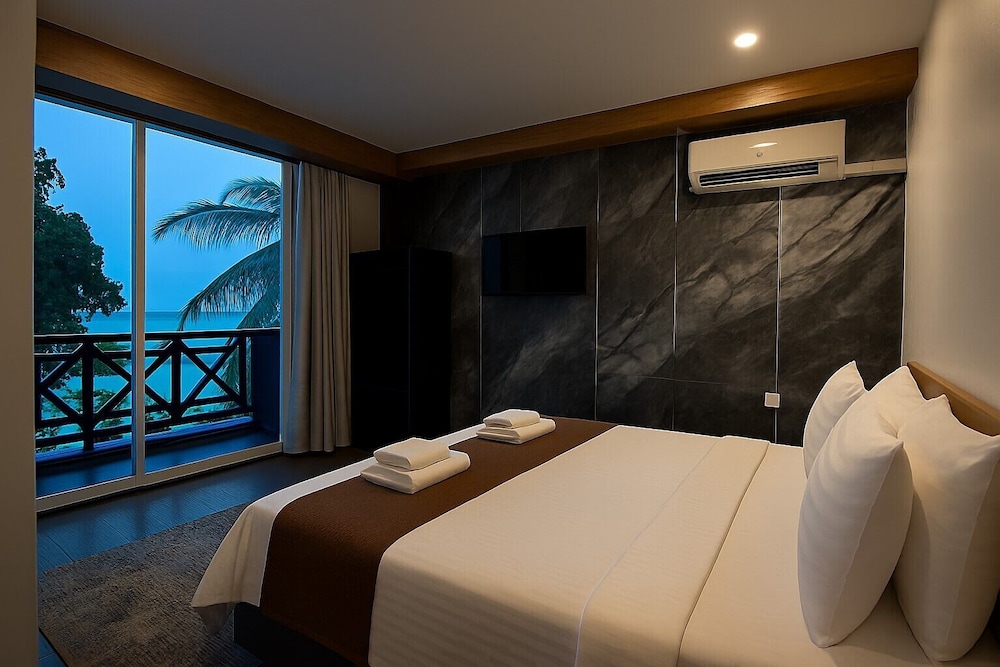 Superior Double or Twin Room, Balcony, Sea View