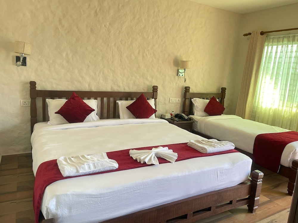 Super Deluxe Family Room - Photo 4