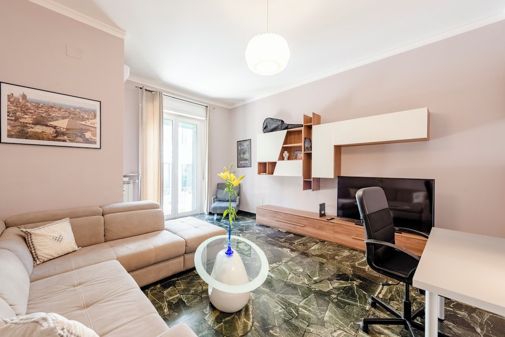 Comfort Apartment, City View
