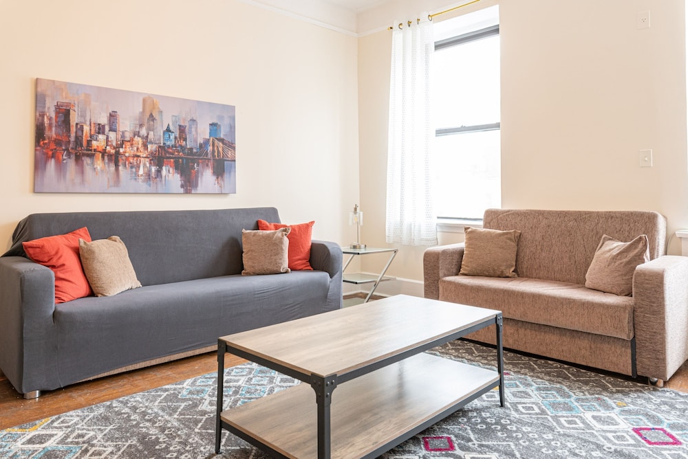 Apartment photo 1