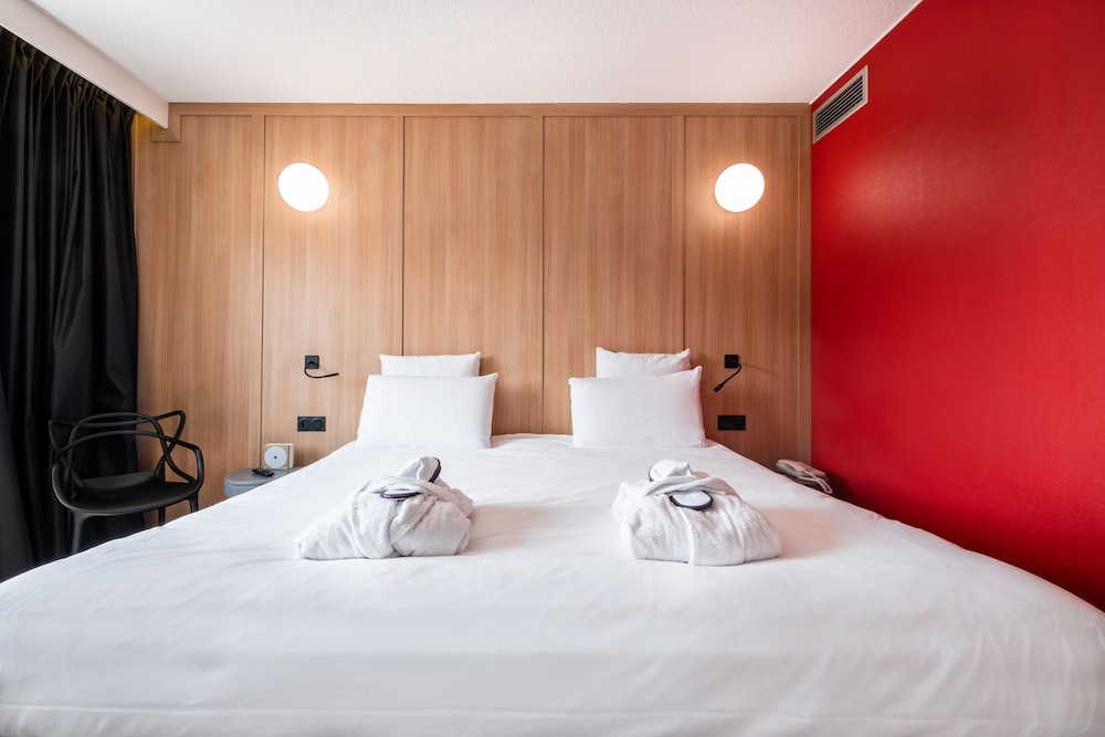 Privilege, Room, 1 Double Bed - Photo 1