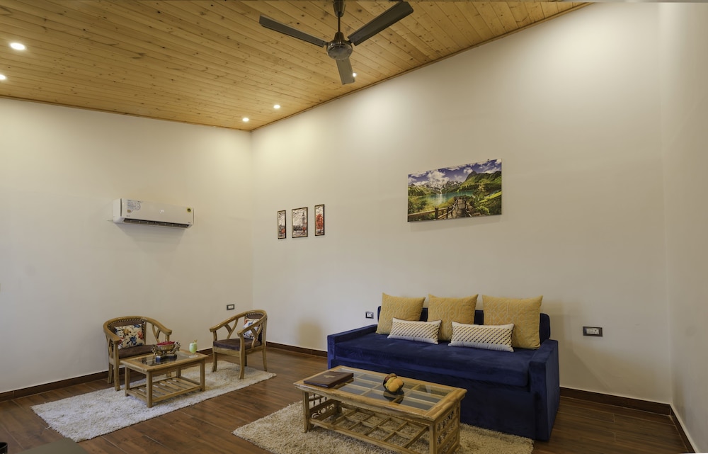 Premium Cottage photo 2