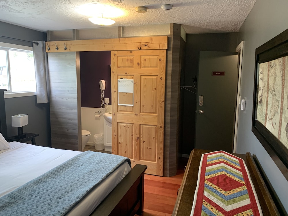 Room (3) photo 1