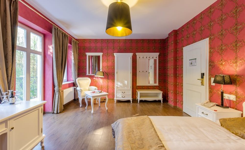 Deluxe Double Room, Lake View photo 3