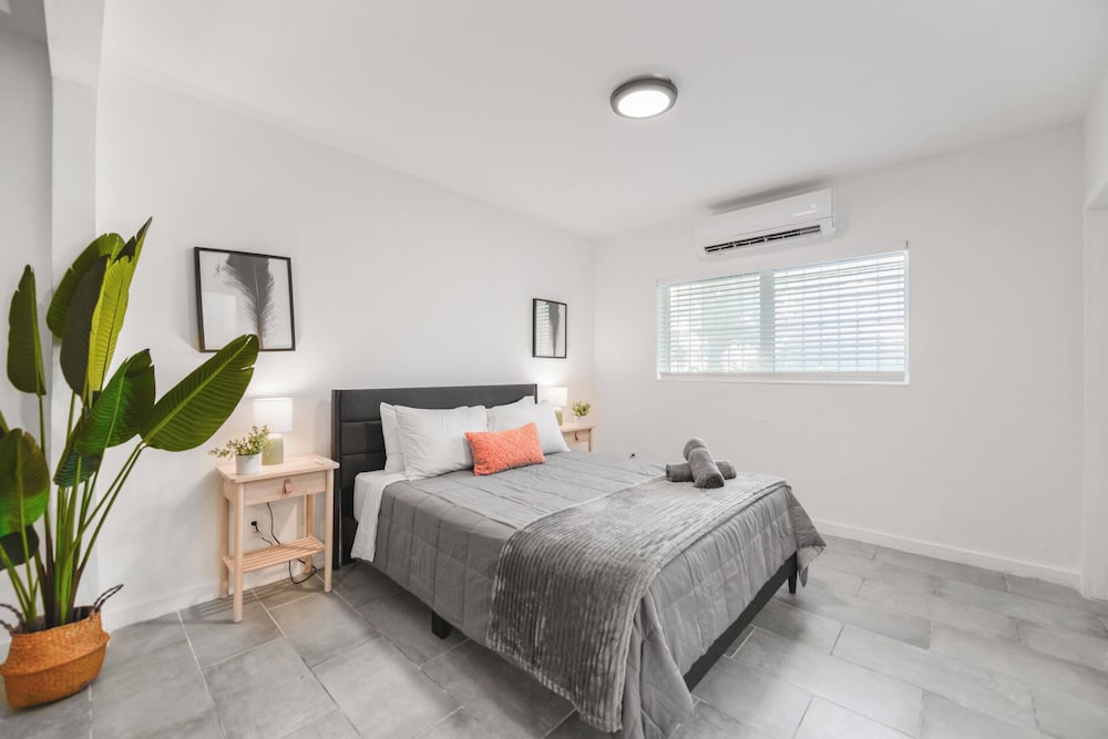 Standard Room, 1 Queen Bed with Sofa bed photo 3