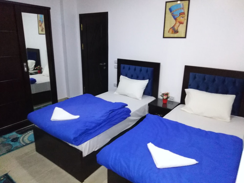 Signature Twin Room, 2 Twin Beds - Photo 4