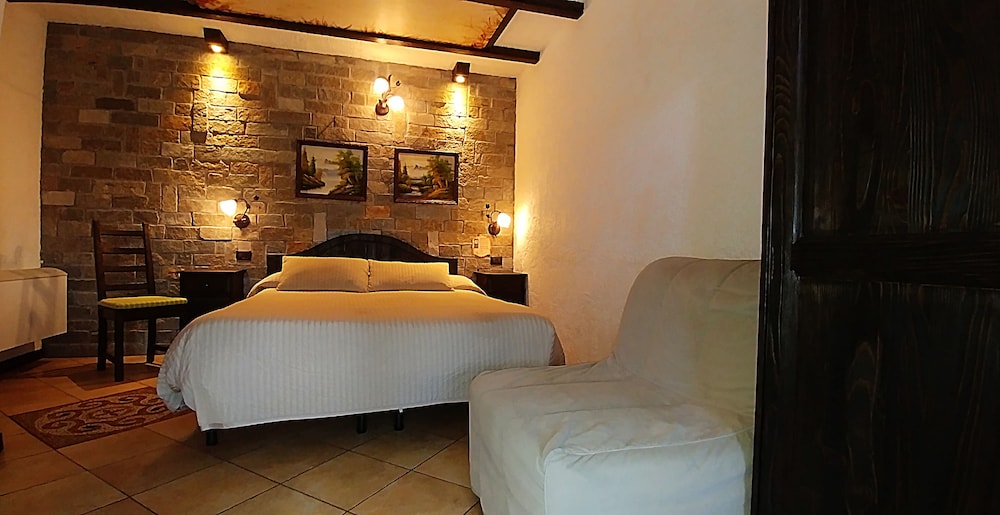 Standard Double or Twin Room photo 2