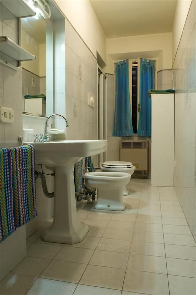 Classic Triple Room photo 3