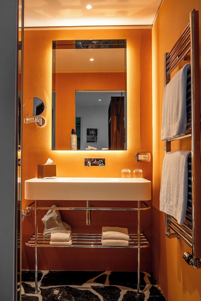 Panoramic Suite thumbnail 5