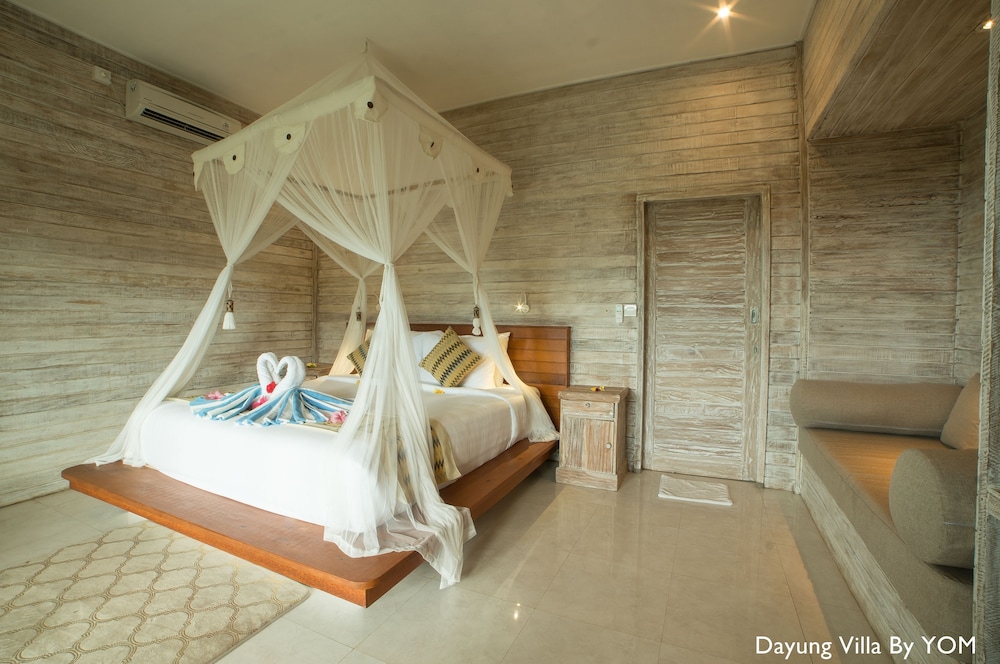 Deluxe Bungalow, 1 King Bed, Garden View photo 1