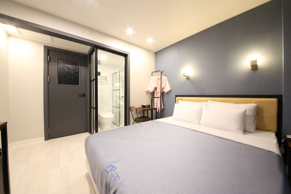 Standard Room - Photo 4