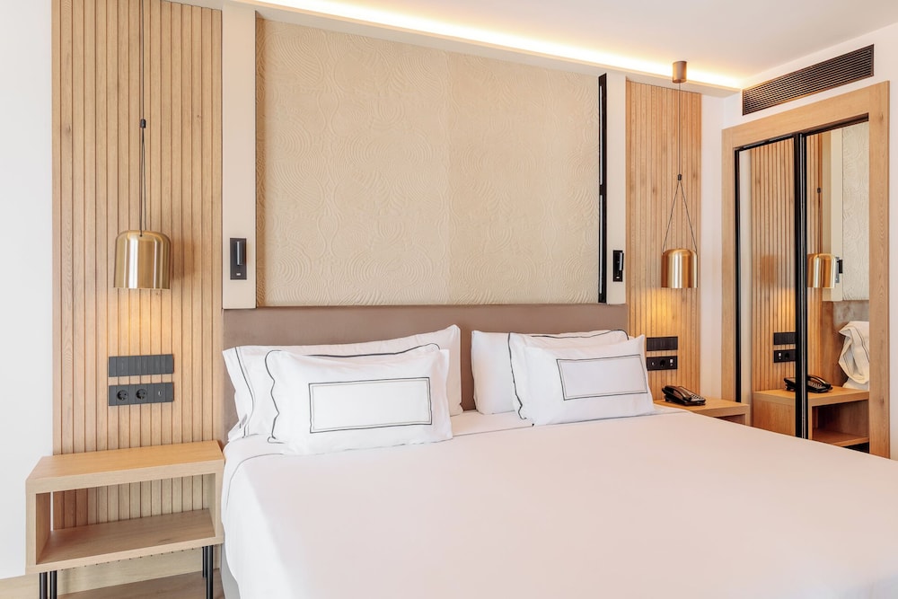 The Level Premium Junior Suite Sea View Adults Only - Photo 3