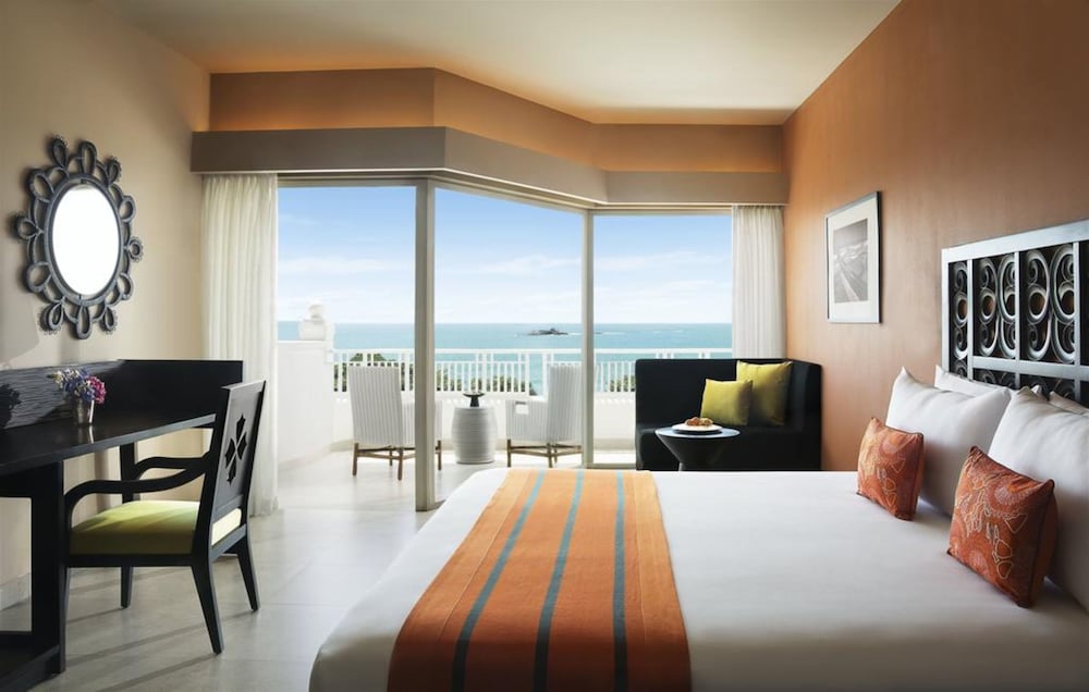 Superior Room, 1 King Bed, Sea View (Charm) - Photo 2