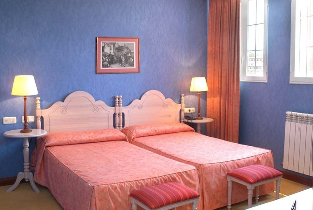Double Room - Photo 1