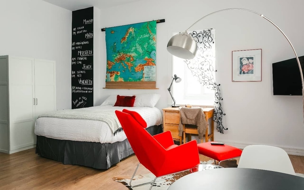 Comfort Loft, Courtyard View