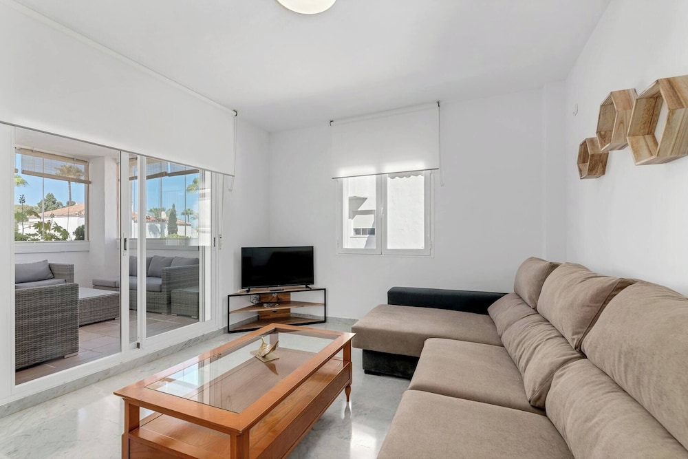 Familienstrandapartment mit Pool, Foto 5