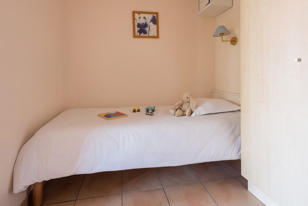 Studio 4 people - 1 sleeping alcove - Balcony photo 2