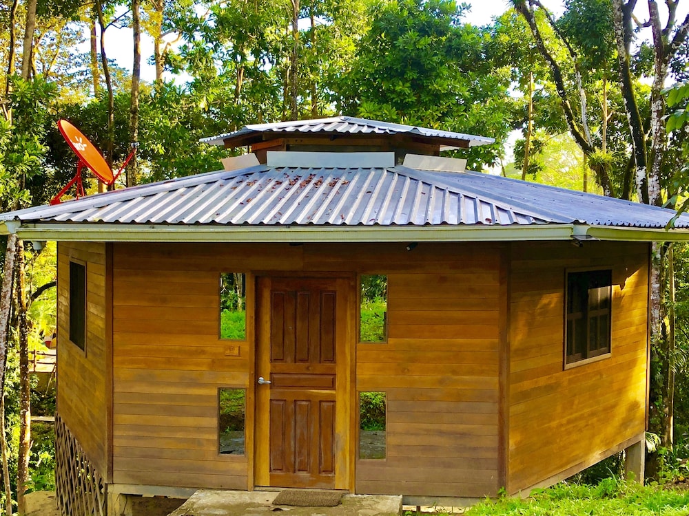 Family Cabin, 2 Bedrooms, Mountain View, Mountainside photo 3