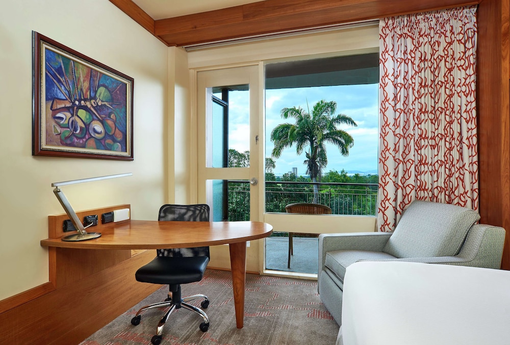 Executive Room, 1 King Bed - Photo 1