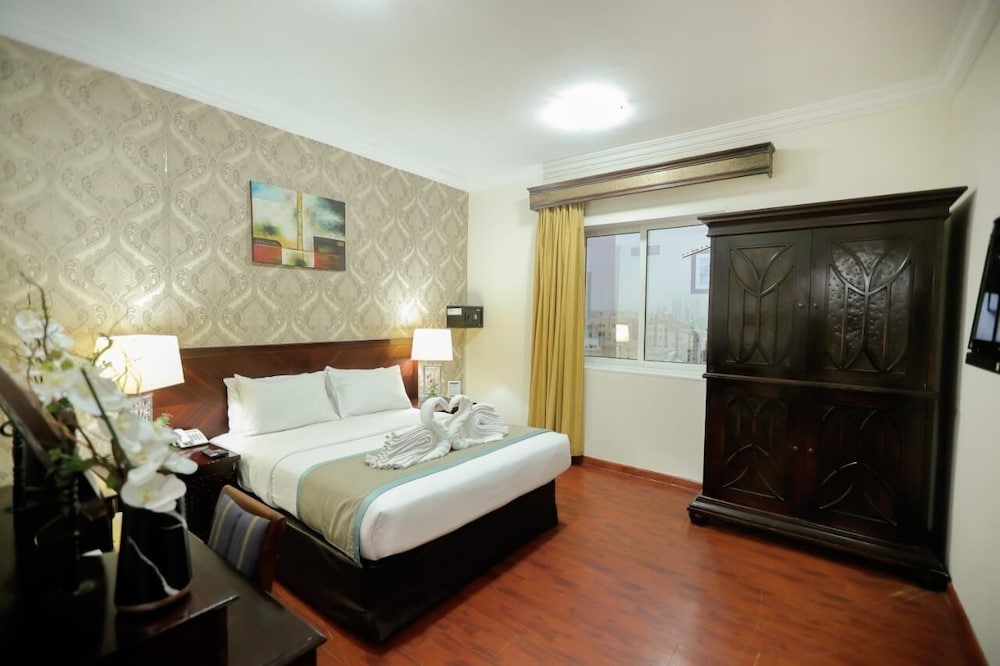 Exclusive Room, 2 Bedrooms, Partial Sea View photo 3