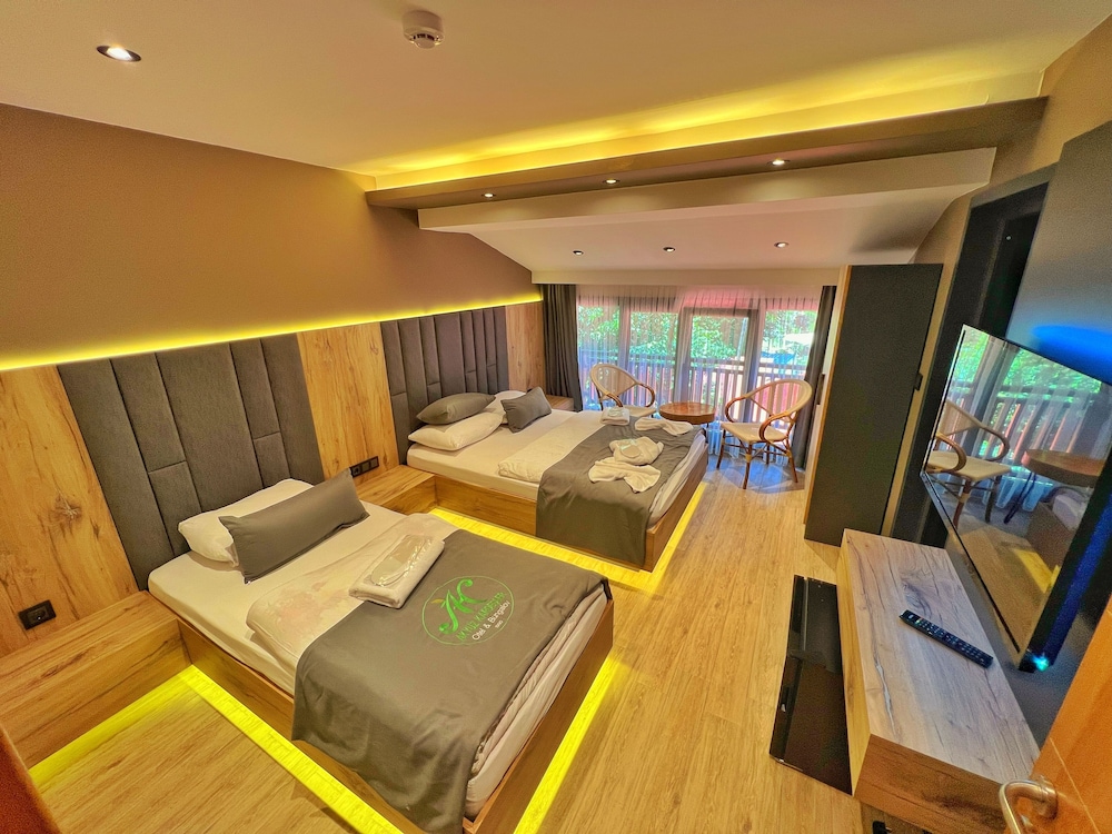 Classic Triple Room photo 1