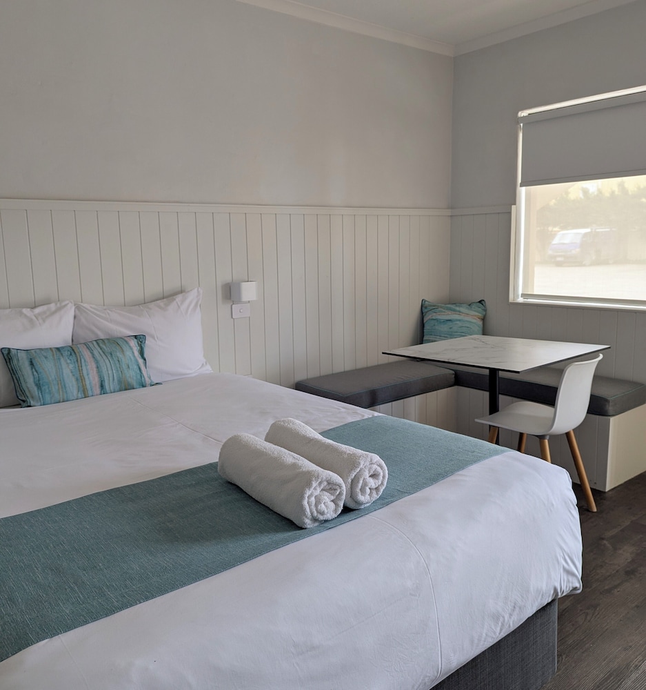 Superior Quadruple Room photo 2