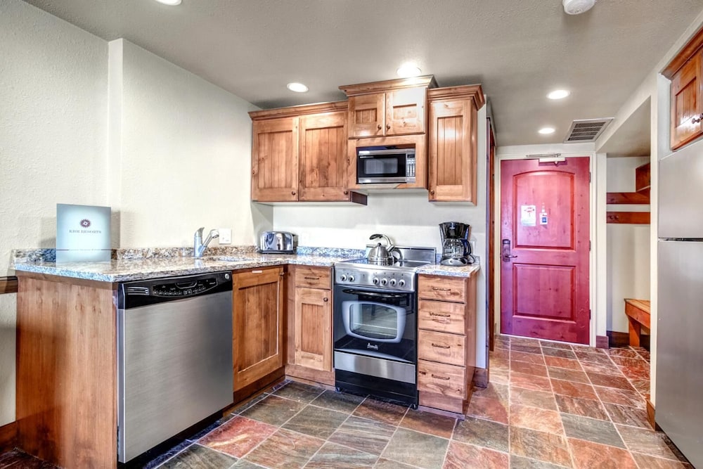 Condo, 1 Bedroom, Mountain View (Cbi 307) photo 2