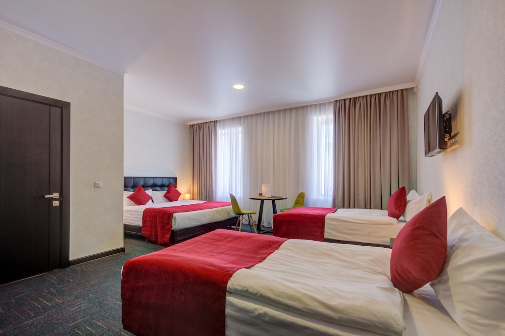 Quadruple Room photo 1