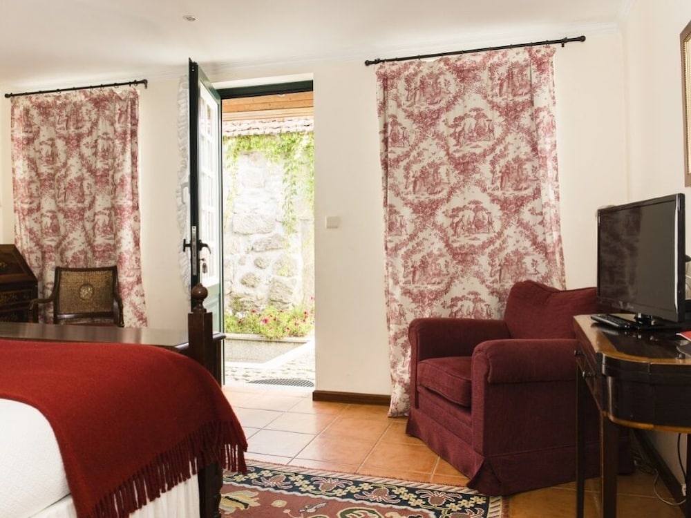 Superior Triple Room photo 2