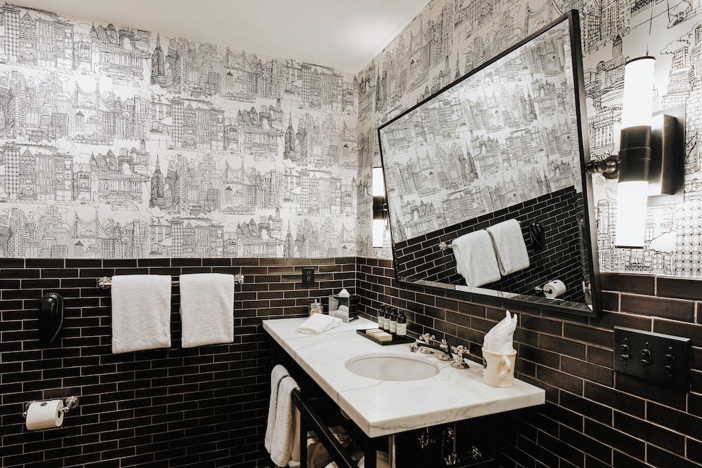 Suite, Terrace thumbnail 6
