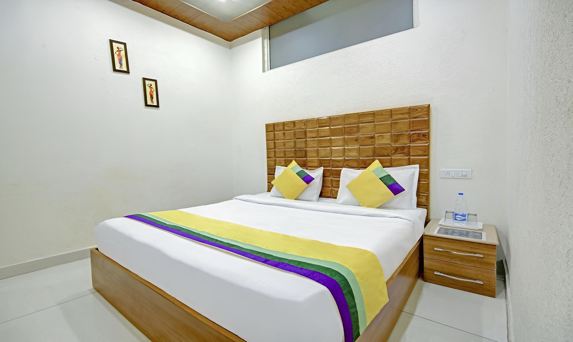 Economy Double Room photo 3