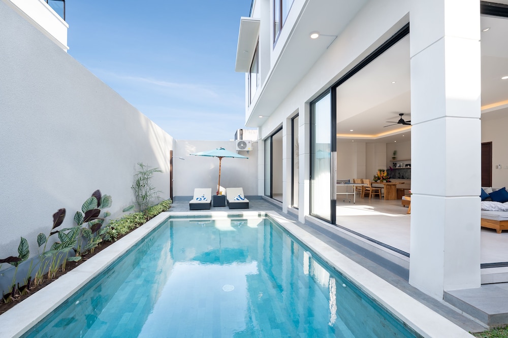 Superior Villa, 2 Bedrooms - Photo 3