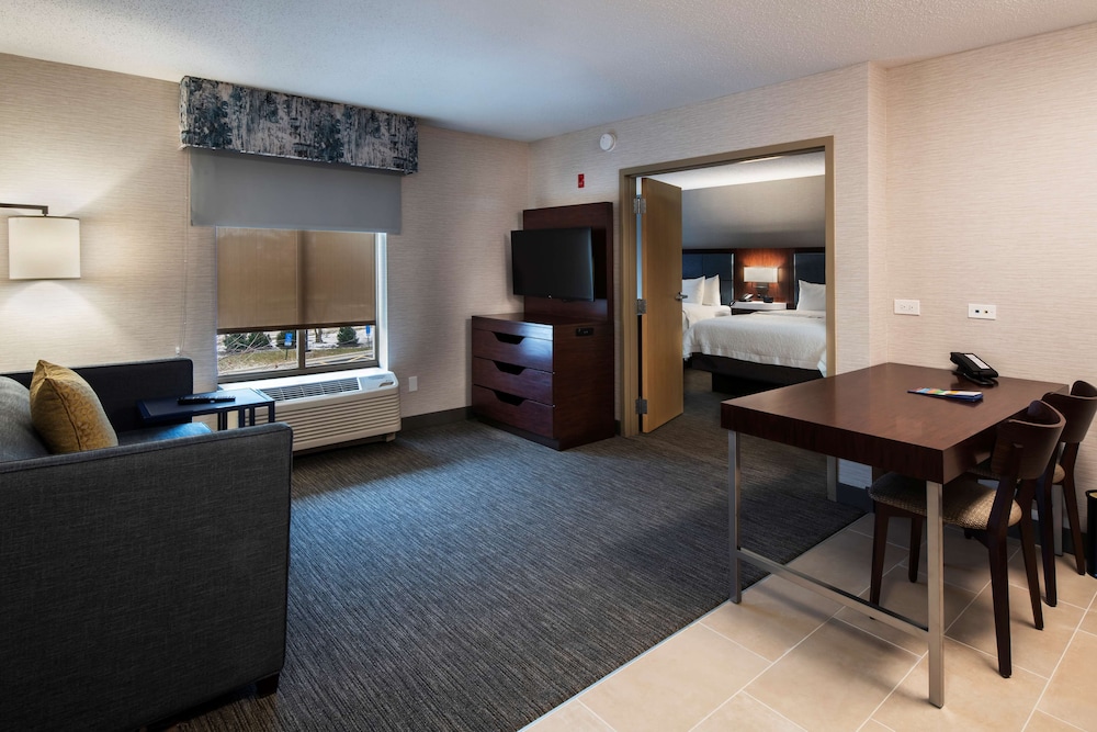 Suite, 2 Queen Beds - Photo 1